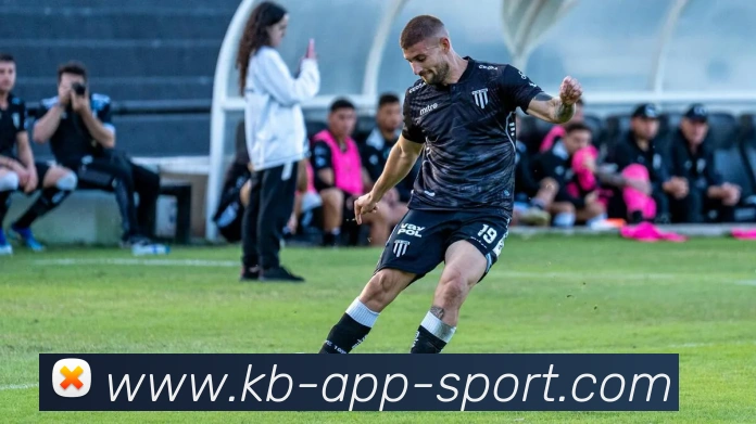 字母哥高效表现三节打卡下班贡献16分7板4助攻带领球队取得胜利